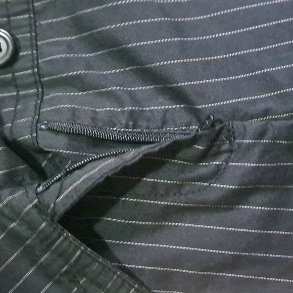 Pinstripe black and white ladies capri Leggings Office attire - Picture 3 of 8